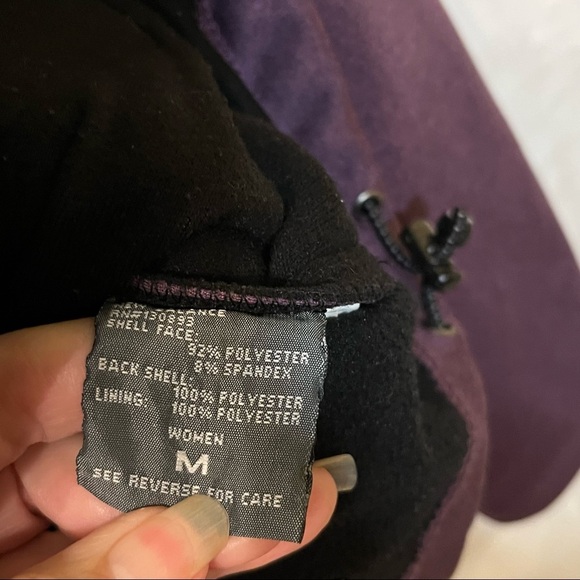 New Balance Hooded Soft Shell Fleece Lined Jacket Plum Size Medium Mint - Picture 4 of 5